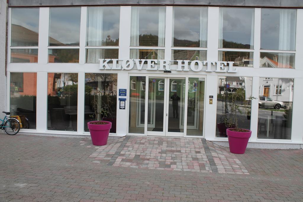 Klover Hotel Sauda Экстерьер фото