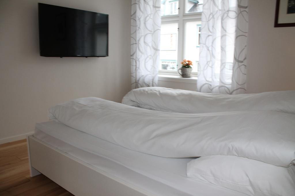 Klover Hotel Sauda Экстерьер фото