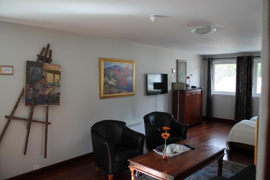 Klover Hotel Sauda Экстерьер фото