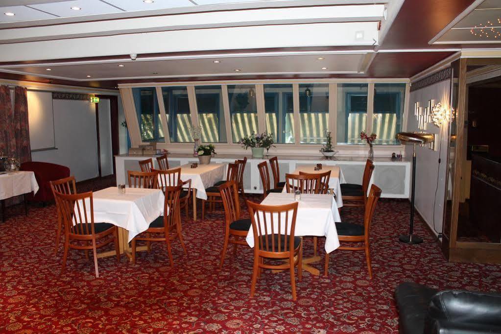 Klover Hotel Sauda Экстерьер фото